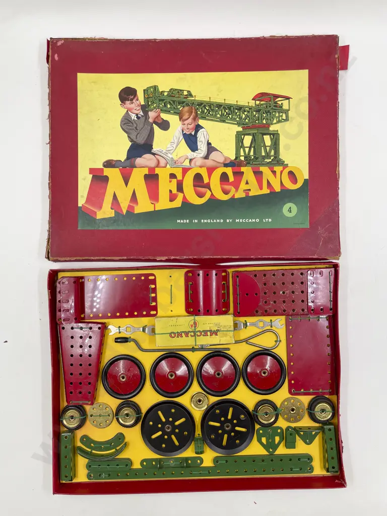 Vintage Meccano Near Complete #4 Set Image 1++