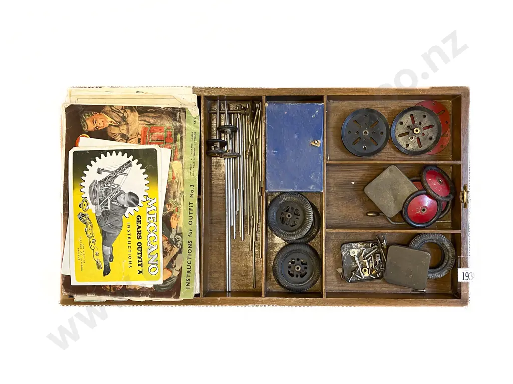 Vintage Wooden Box Meccano Image 1++