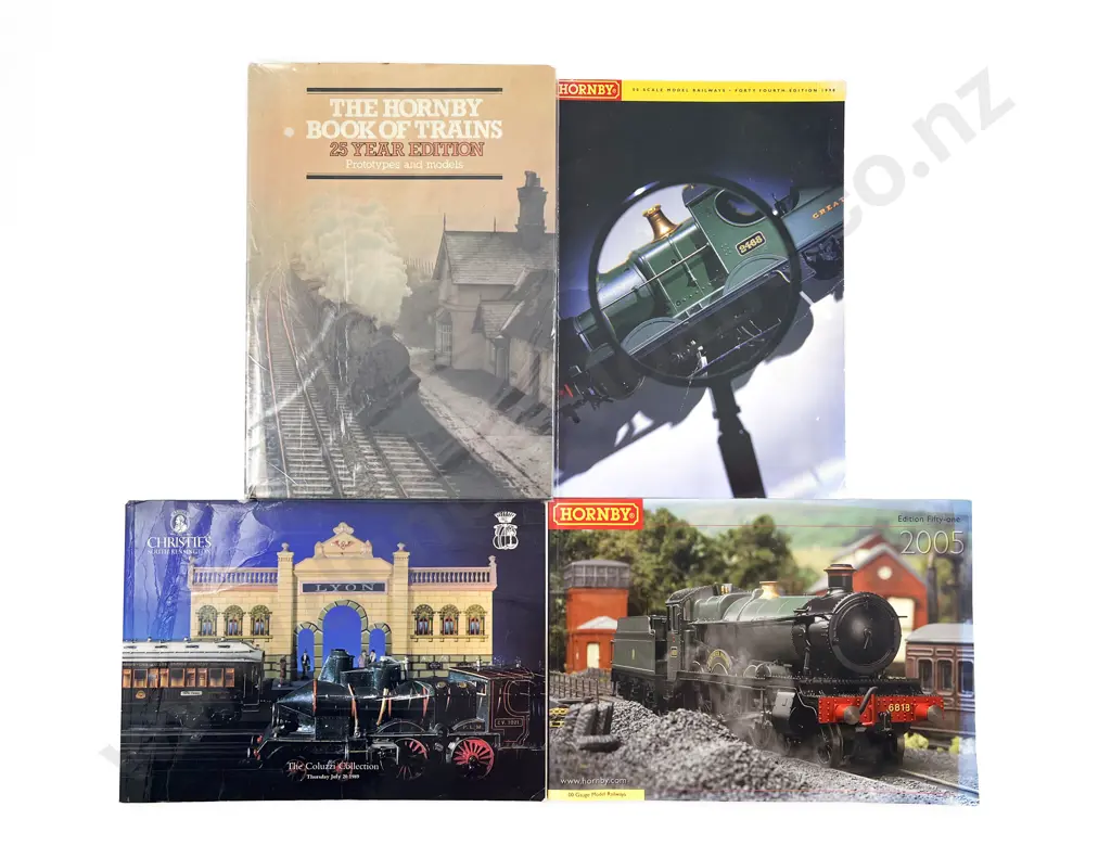 Three Catalogues and Hornby Book of Trains Image 1++