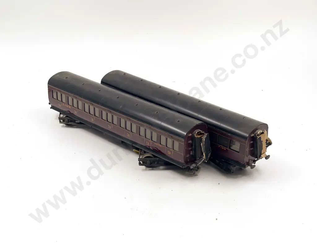 Exley O Gauge Two (Type K6) Coaches Image 1++