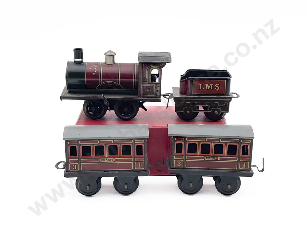 C1930 Bing Made in Germany Tinplate Clockwork Locomotive and Tender Image 1++