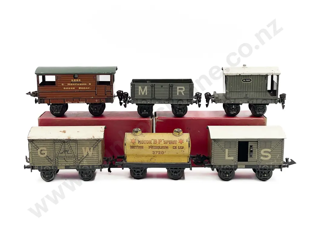 Bing and Gamage O Gauge Six Rolling Stock Wagons Image 1++
