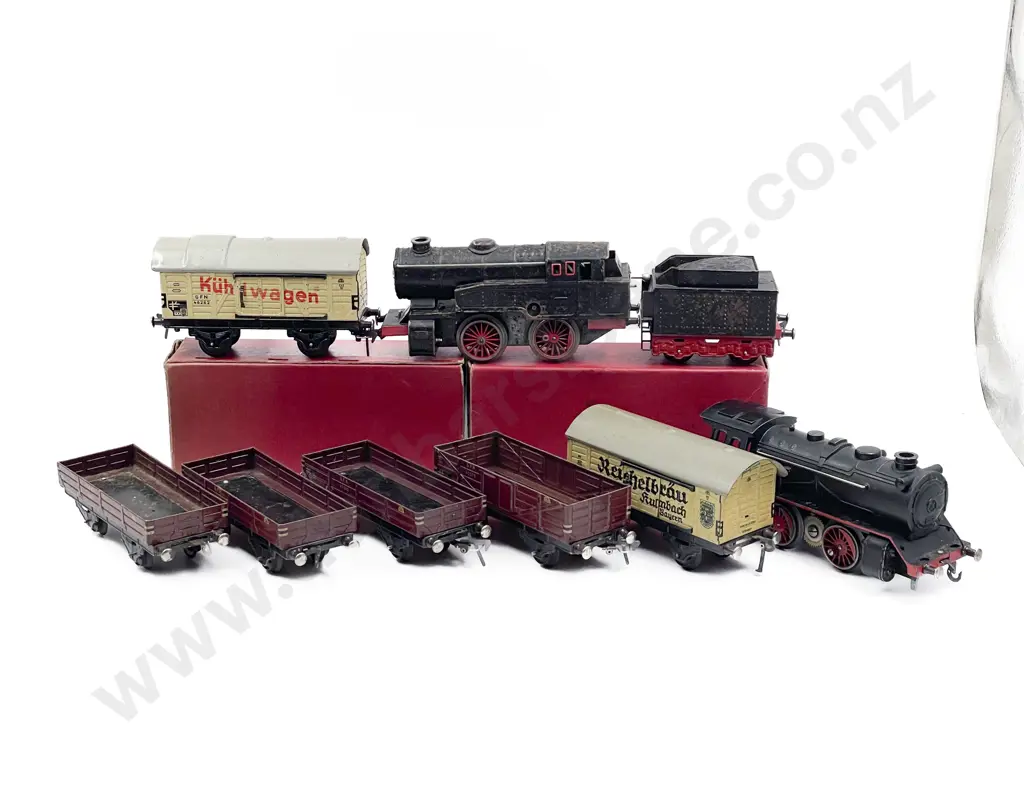 Fleischmann O Gauge Electric 0-4-0 Locomotive and Tender Image 1++