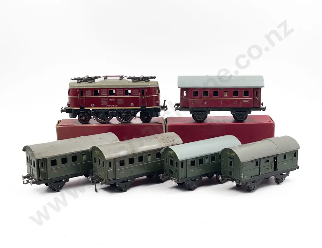 Fleischmann O Gauge Electric 2-4-2 Locomotive Image 1++