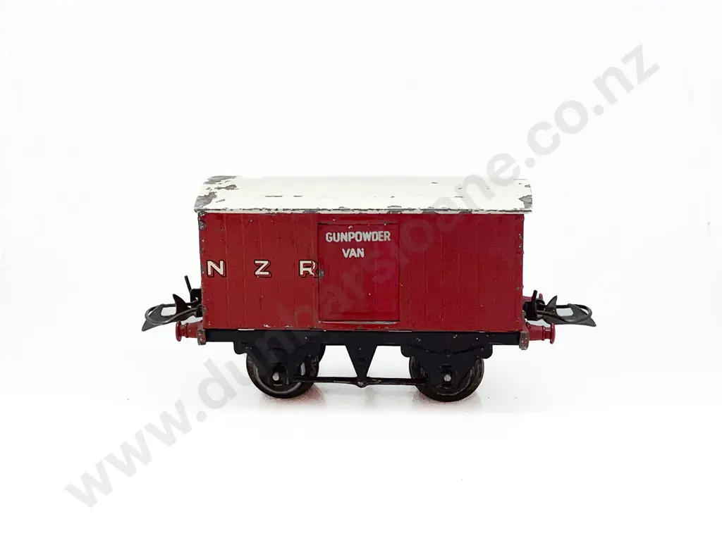 Hornby O Gauge Gunpowder Van NZR Image 1++