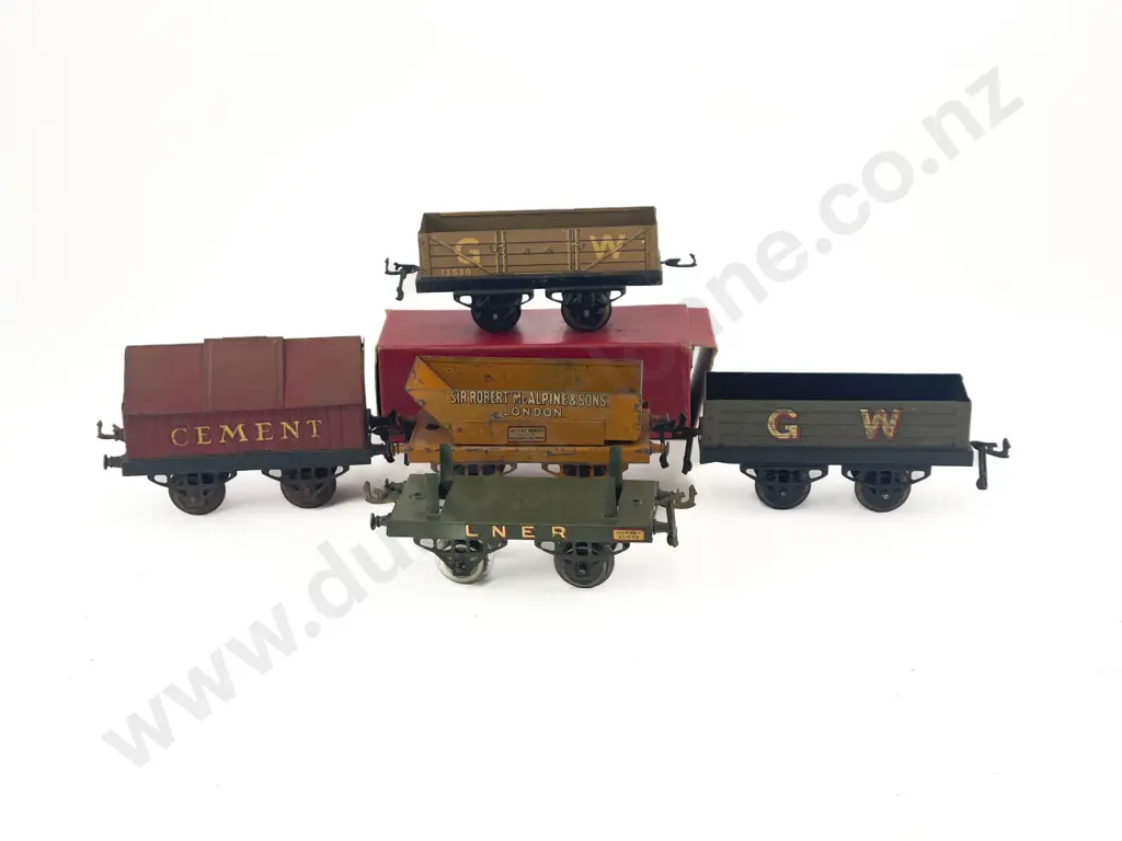 Hornby O Gauge Five Early Chassis Rolling Stock Wagons Image 1++
