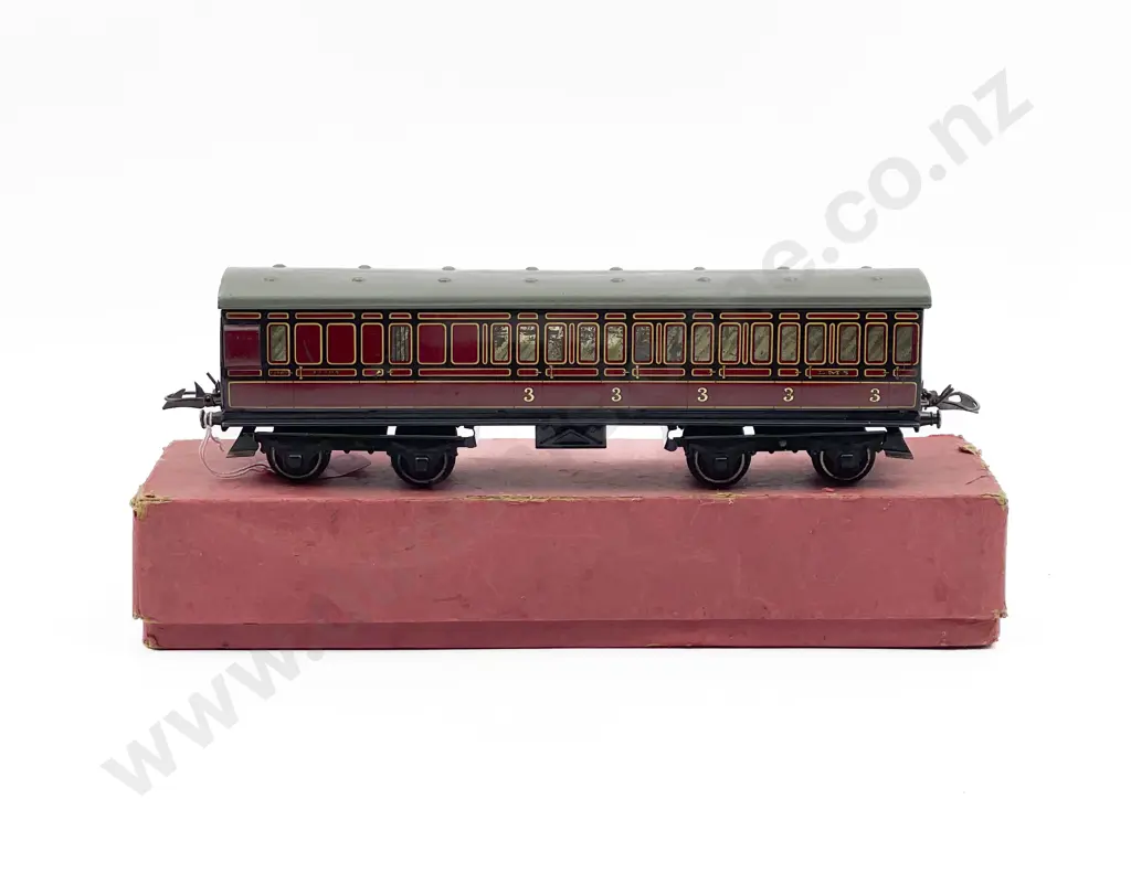 Hornby O Gauge Boxed No2 Passenger Coach LMS brake/third Image 1++
