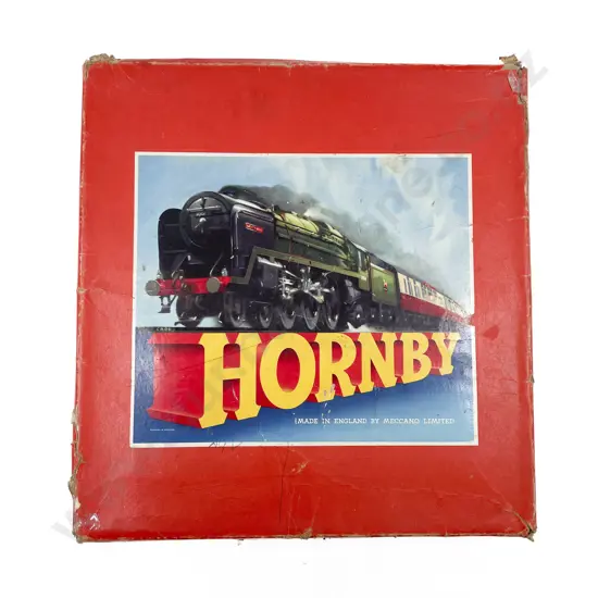 Hornby O Gauge Clockwork Boxed Locomotive & Tender and Two Carriages