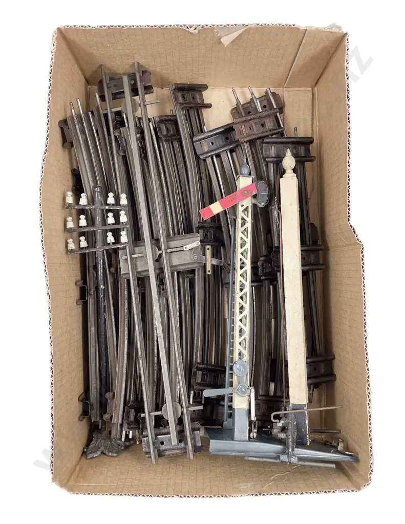 Hornby O Gauge 3-Rail Accessories Image 1++