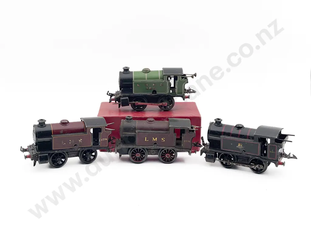 Hornby O Gauge Clockwork Four Various Locomotives Image 1++