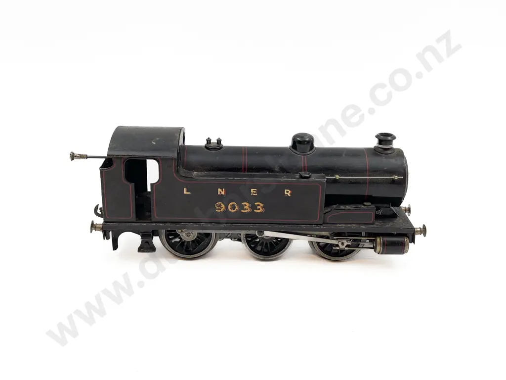 Bassett-Lowke O Gauge Electric 0-6-0 Tank Locomotive Image 1++