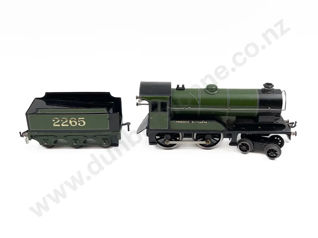 Bassett-Lowke O Gauge Clockwork 4-4-0 'Princess Elizabeth' Locomotive and Tender Image 1++