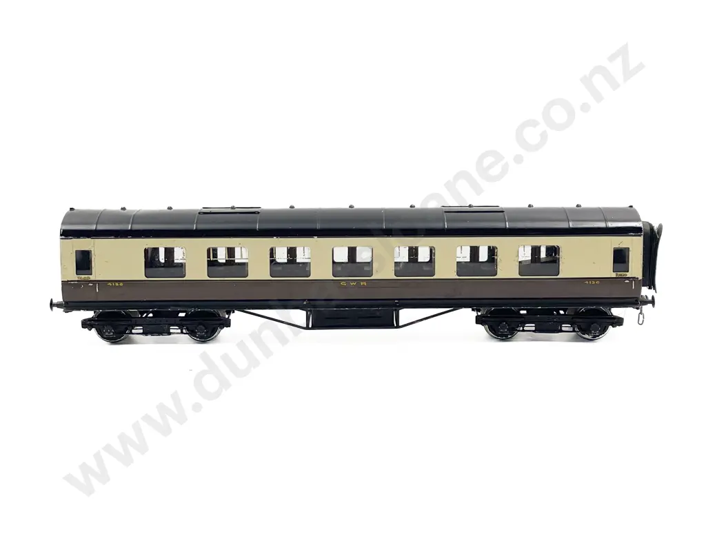 Bassett-Lowke O Gauge Bogie Coach Image 1++