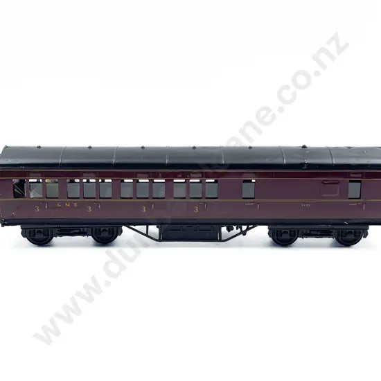 Bassett-Lowke O Gauge Bogie Coach