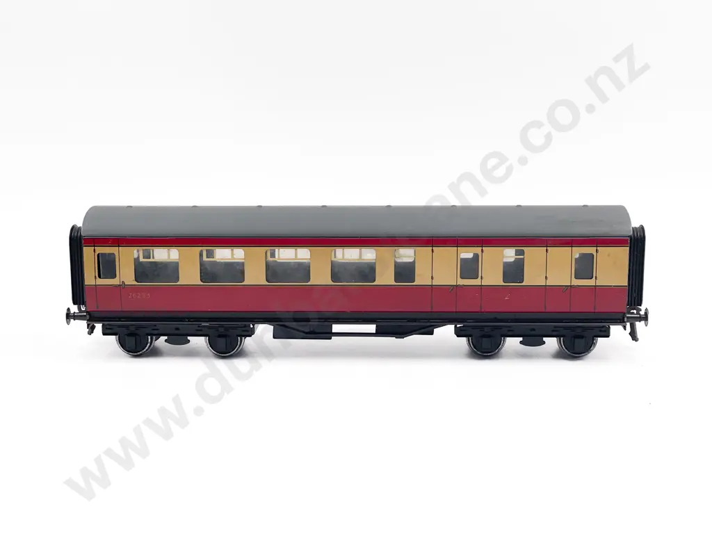 Boxed Bassett-Lowke BR Coach 112/0 3rd Brake End Image 1++