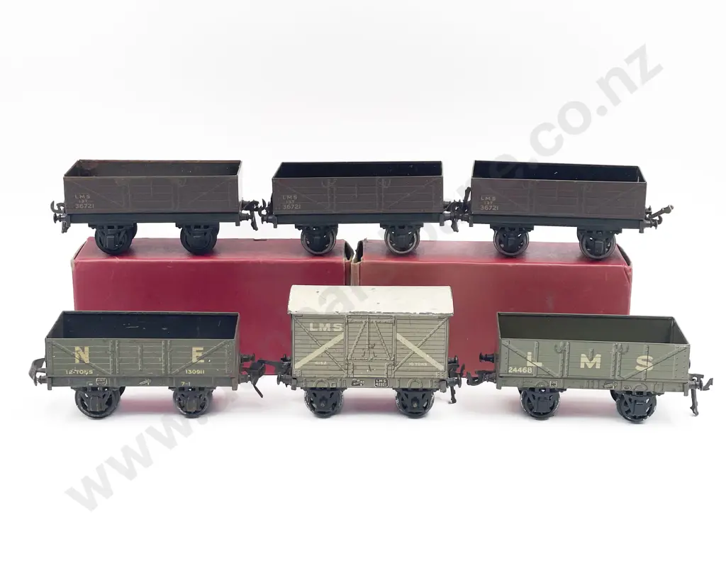 Bassett-Lowke O Gauge Six Tinplate Rolling Stock Wagons Image 1++