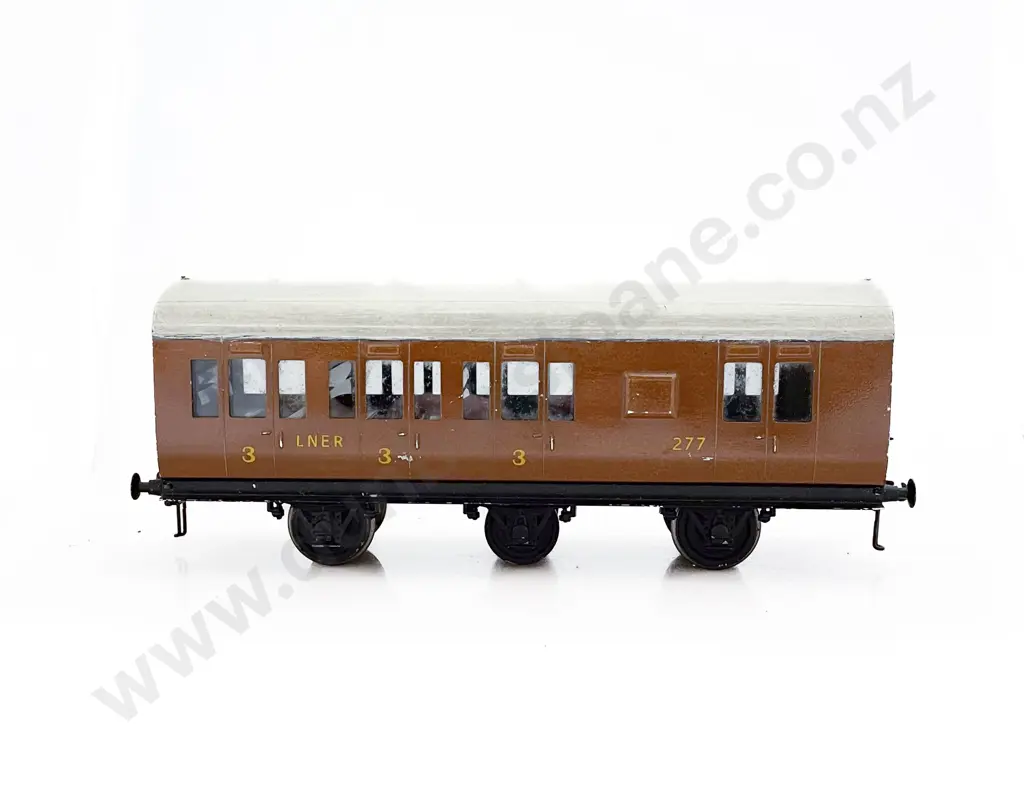 Exley O Gauge LNER 6-wheel 3rd/Brake 277 Coach Image 1++
