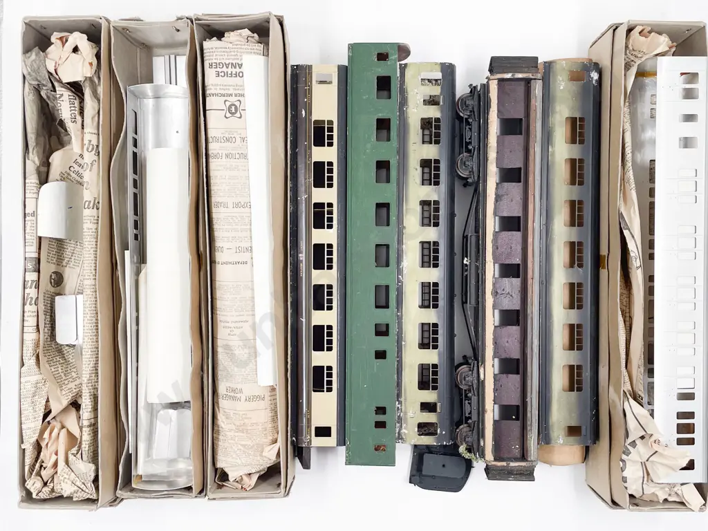 Westdale O Gauge Four Boxed Coach Uncompleted Kit Sets Image 1++