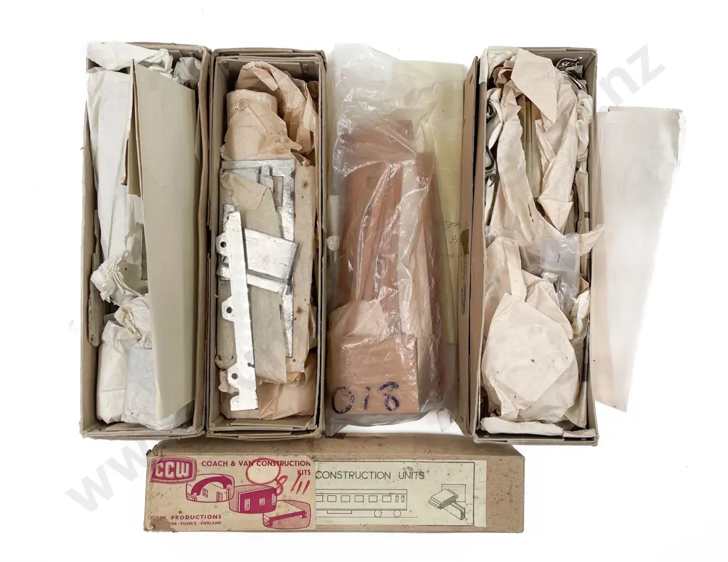 Leinster Models O Gauge Three Boxed Locomotive Uncompleted Kit Sets Image 1++