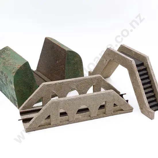 Qty Mainly Lawrence Lines Track and Real Rail Accessories