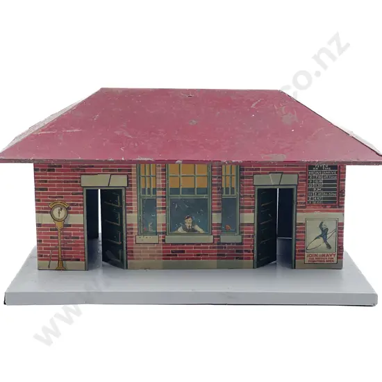 O Gauge Made in USA Pre-War Printed Tinplate Station