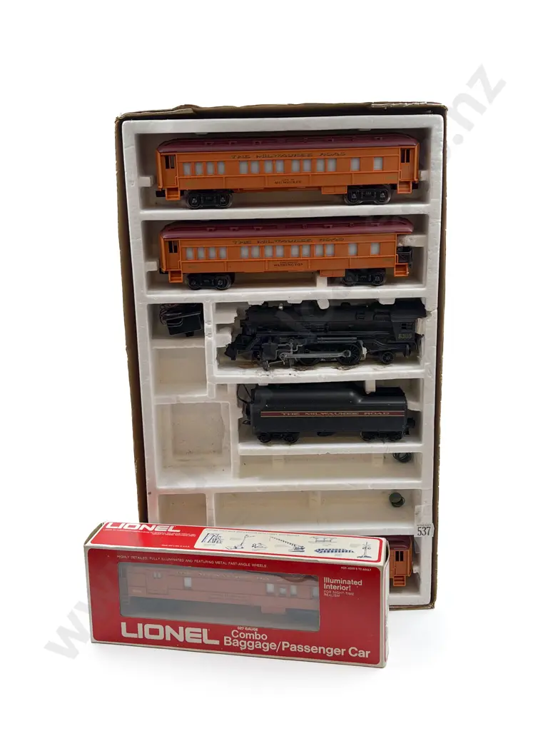 Lionel O Gauge Boxed Milwaukee Special Passenger Train Set Image 1++