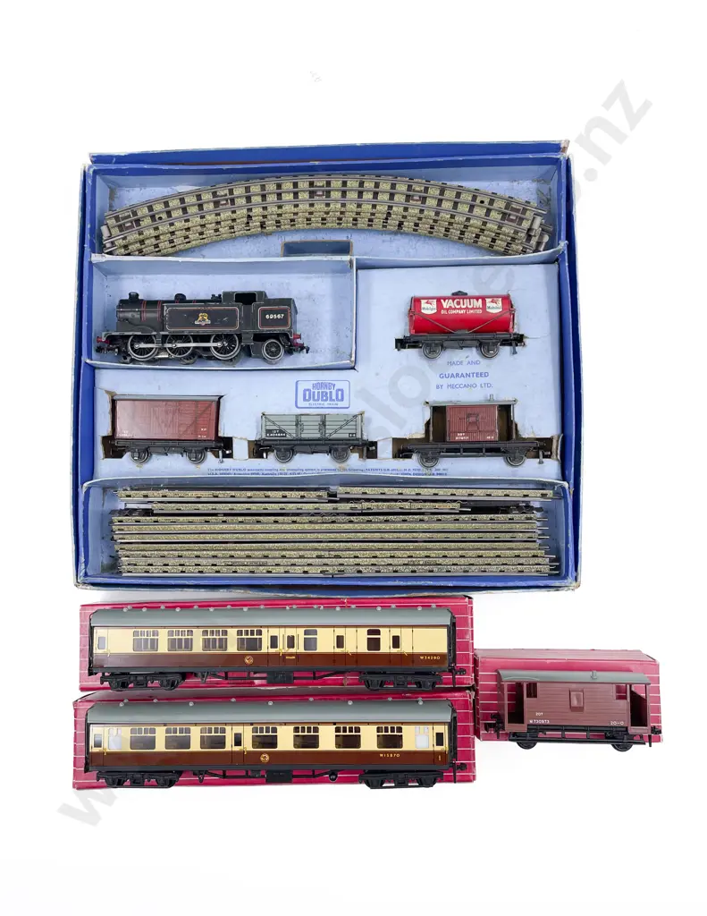 Hornby Dublo HO Gauge Boxed EDG17 Tank Goods Train Set Image 1++