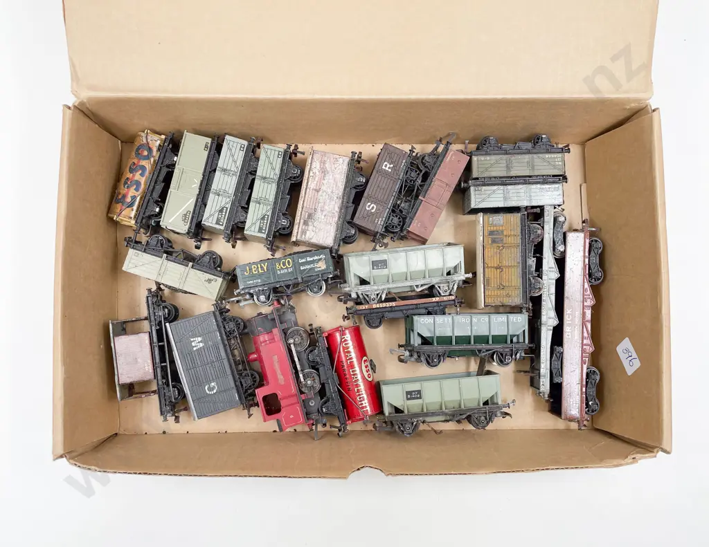 Mainly Hornby Dublo HO Gauge Rolling Stock Wagons Image 1++