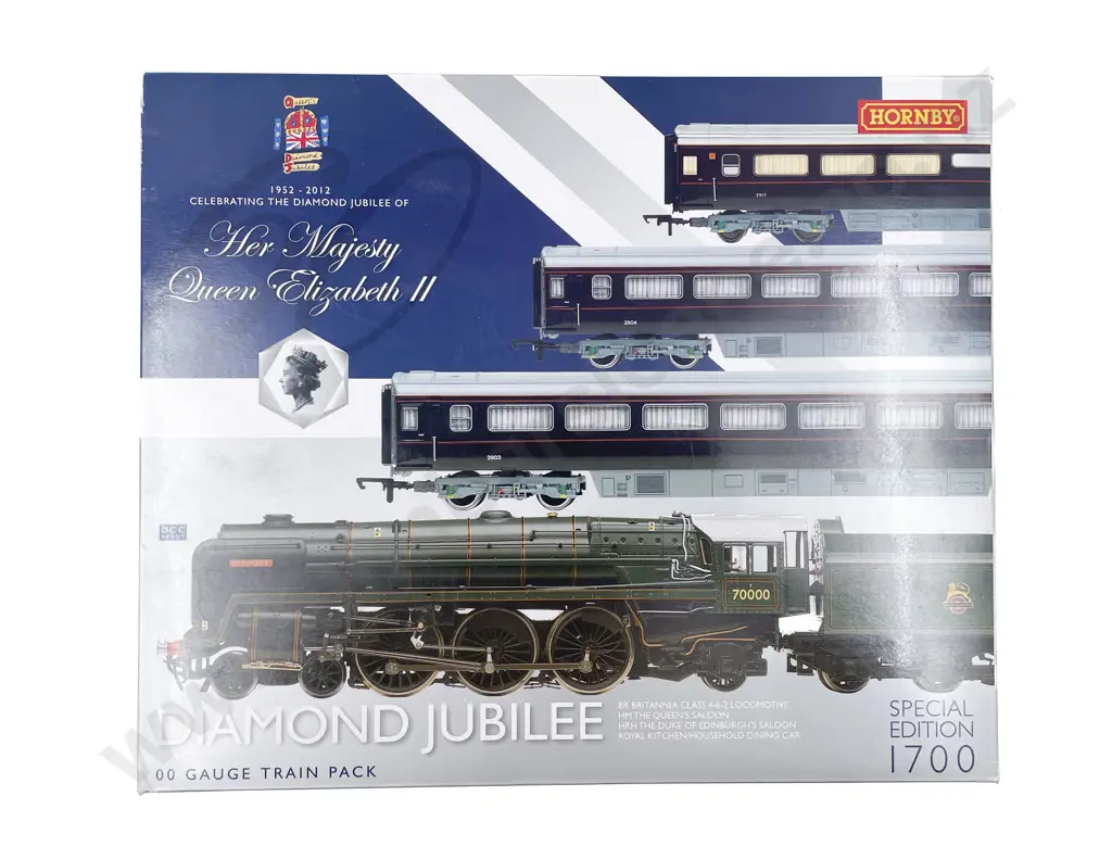 Boxed Hornby HO Gauge R3094 Special Edition 1700 QEIIR Diamond Jubilee Train Set Image 1++