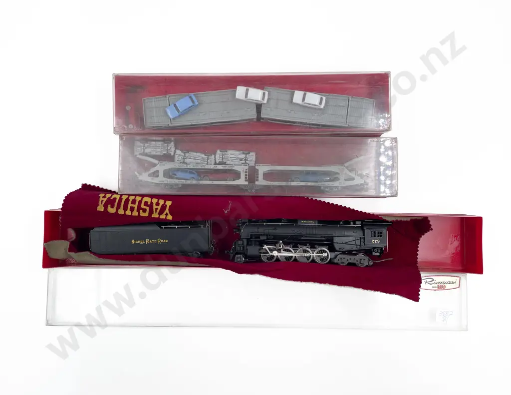 Boxed Rivarossi HO Gauge 2-8-4 Locomotive and Co-Co Tender Image 1++