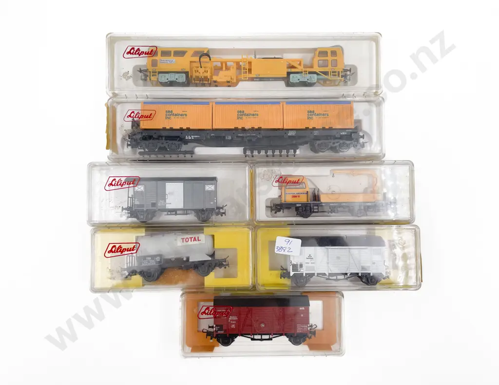 Boxed Liliput HO Gauge Seven Rolling Stock Wagons Image 1++