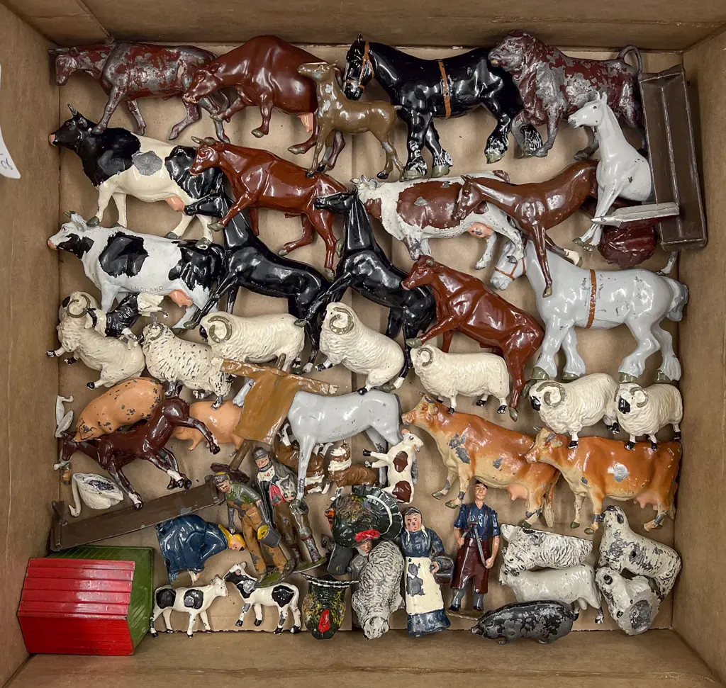 Collection Britains Farm Animals and People Image 1++