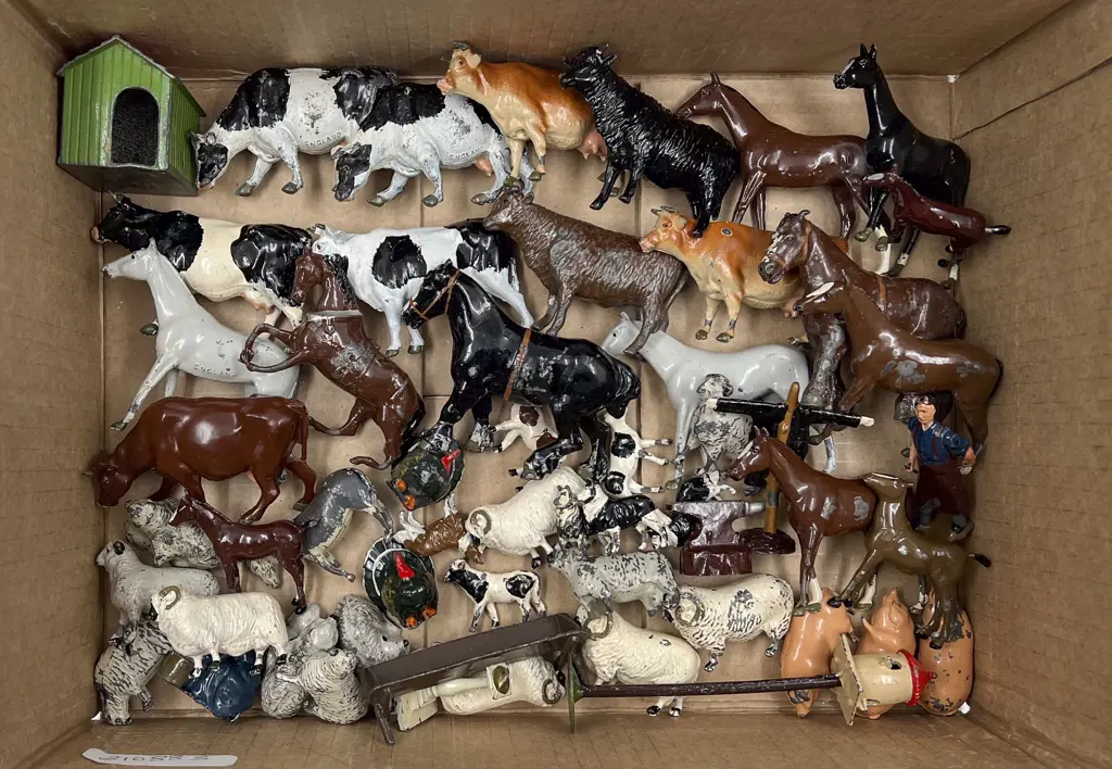 Collection Britains Farm Animals and People Image 1++