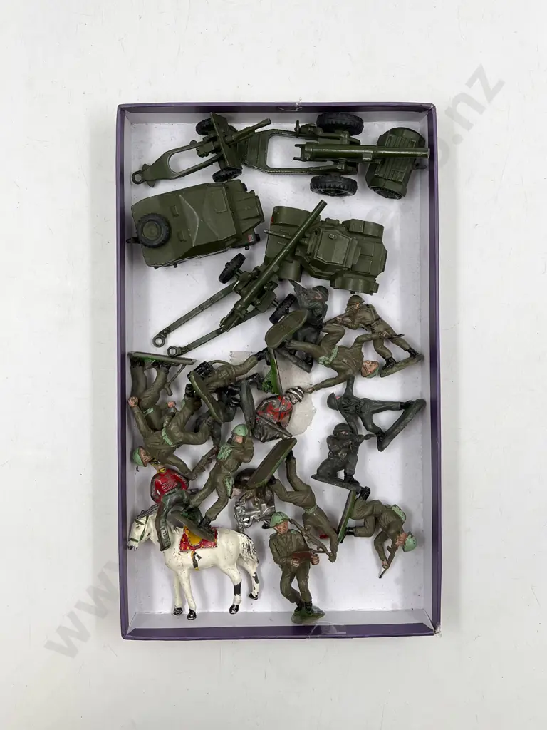 Dinky Military Vehicles Image 1++