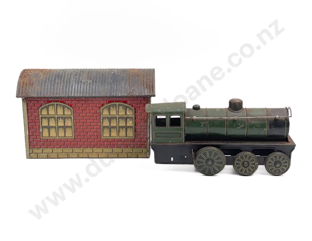 Early German O Gauge Printed Tinplate Garage Image 1++
