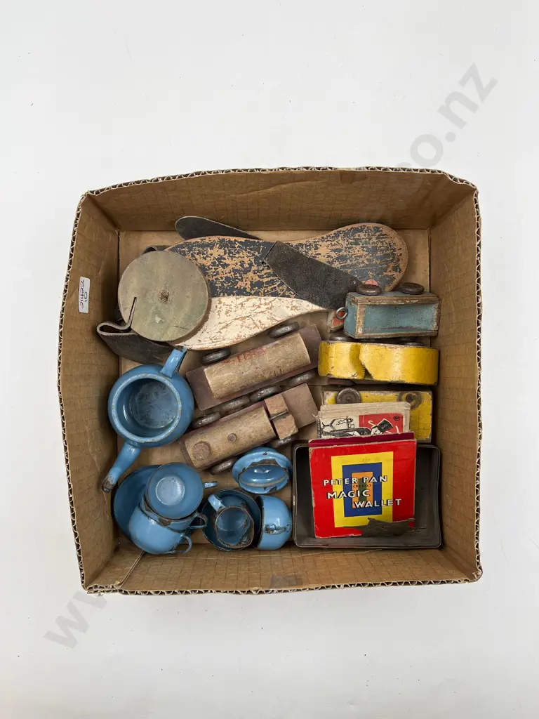 Mixed Vintage Toy Lot Image 1++