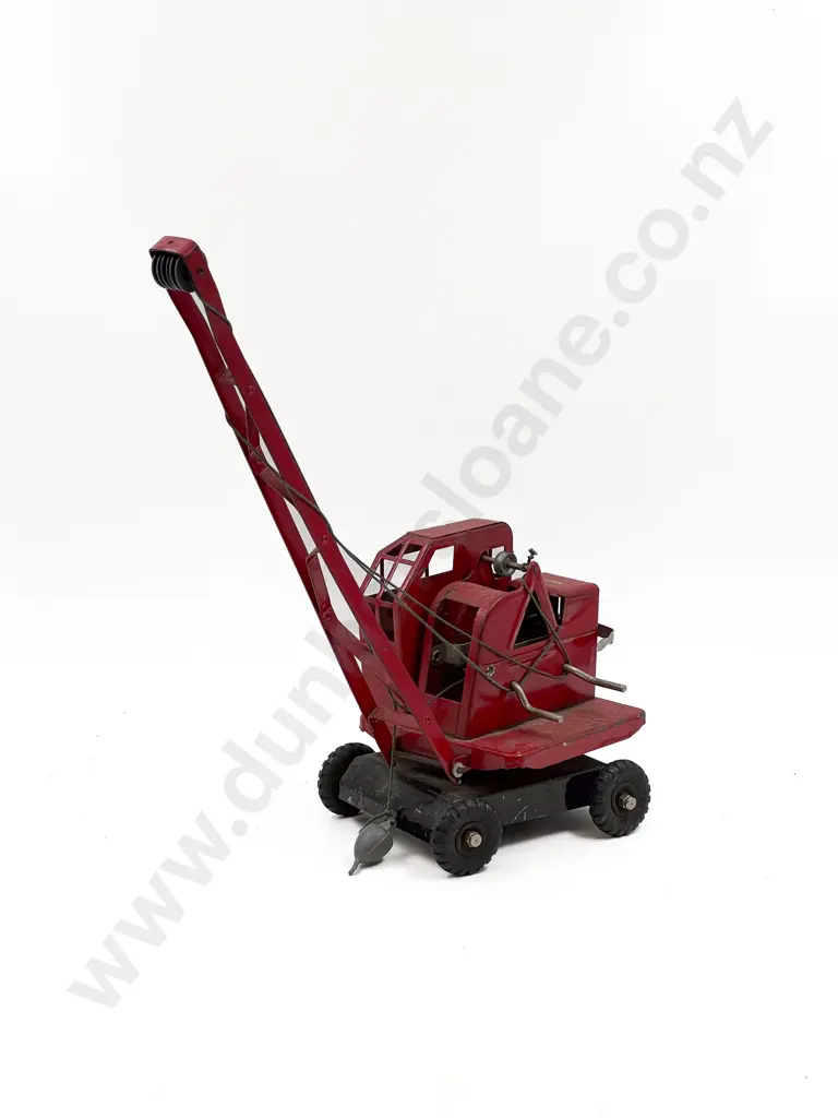 Triang Red Tinplate Mobile Crane Image 1++