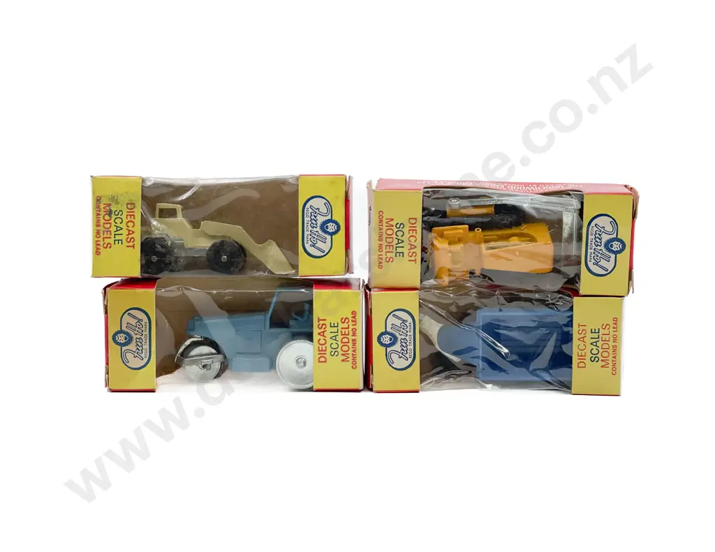 Four Original Boxed Fun Ho Vehicles Image 1++