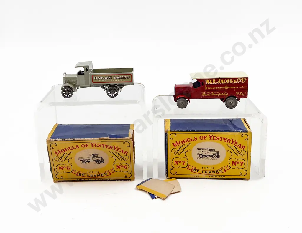 Two Line Drawn Boxed Matchbox Models of Yesteryear Models Image 1++