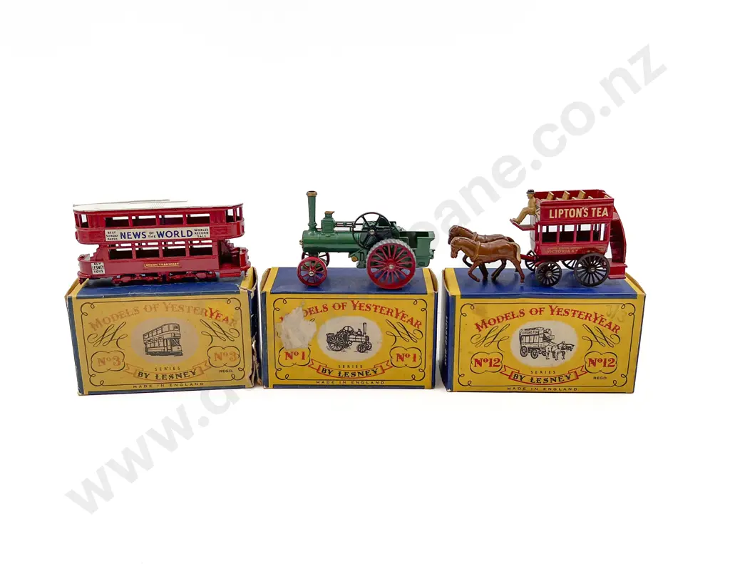 Three Line Drawn Boxed Matchbox Models of Yesteryear Models Image 1++