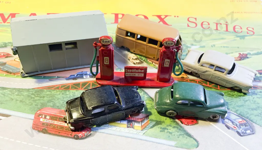 Matchbox Series Roadway R-1 Image 1++