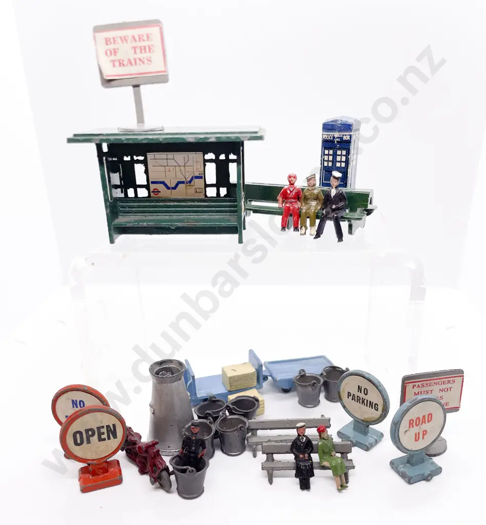 Collection Mixed Manufacture Diecast Road Side Accessories Image 1++