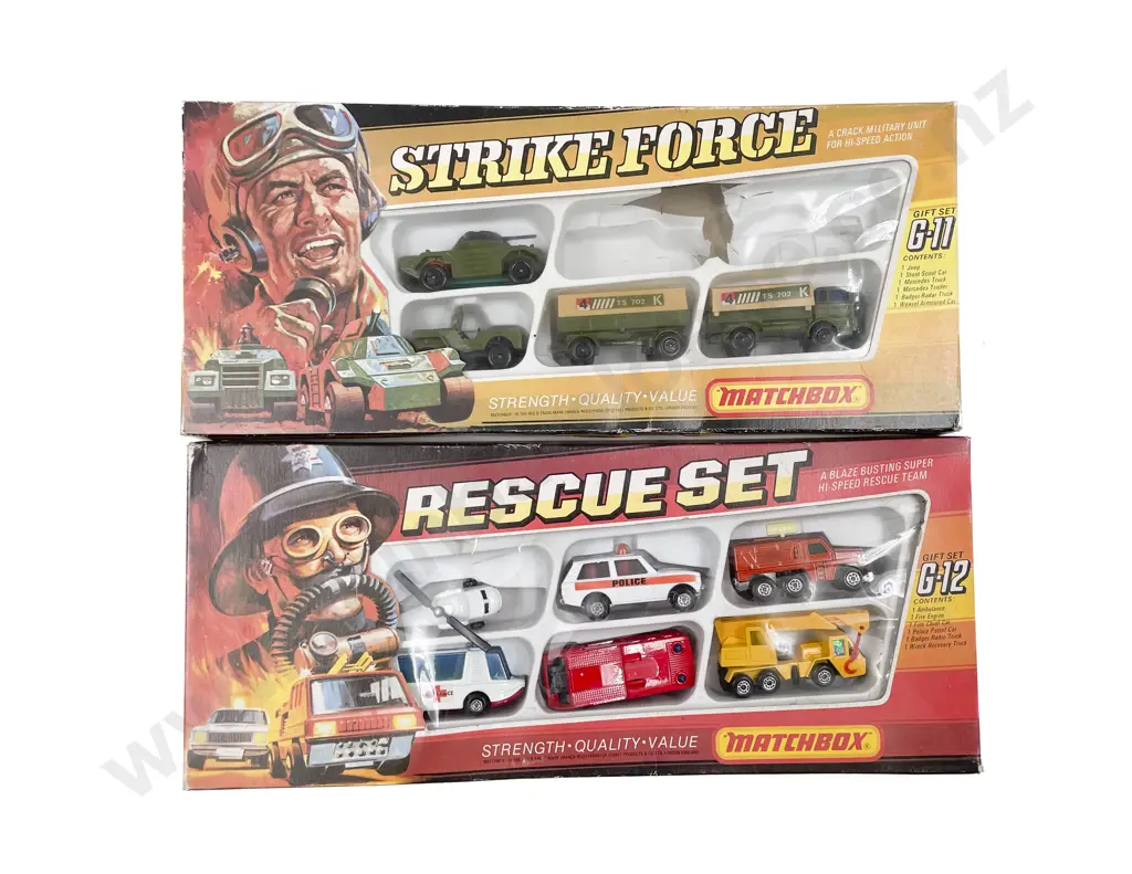 Matchbox C1975 Boxed Gift Set G-12 Rescue Set and G-11 Strike Force Image 1++