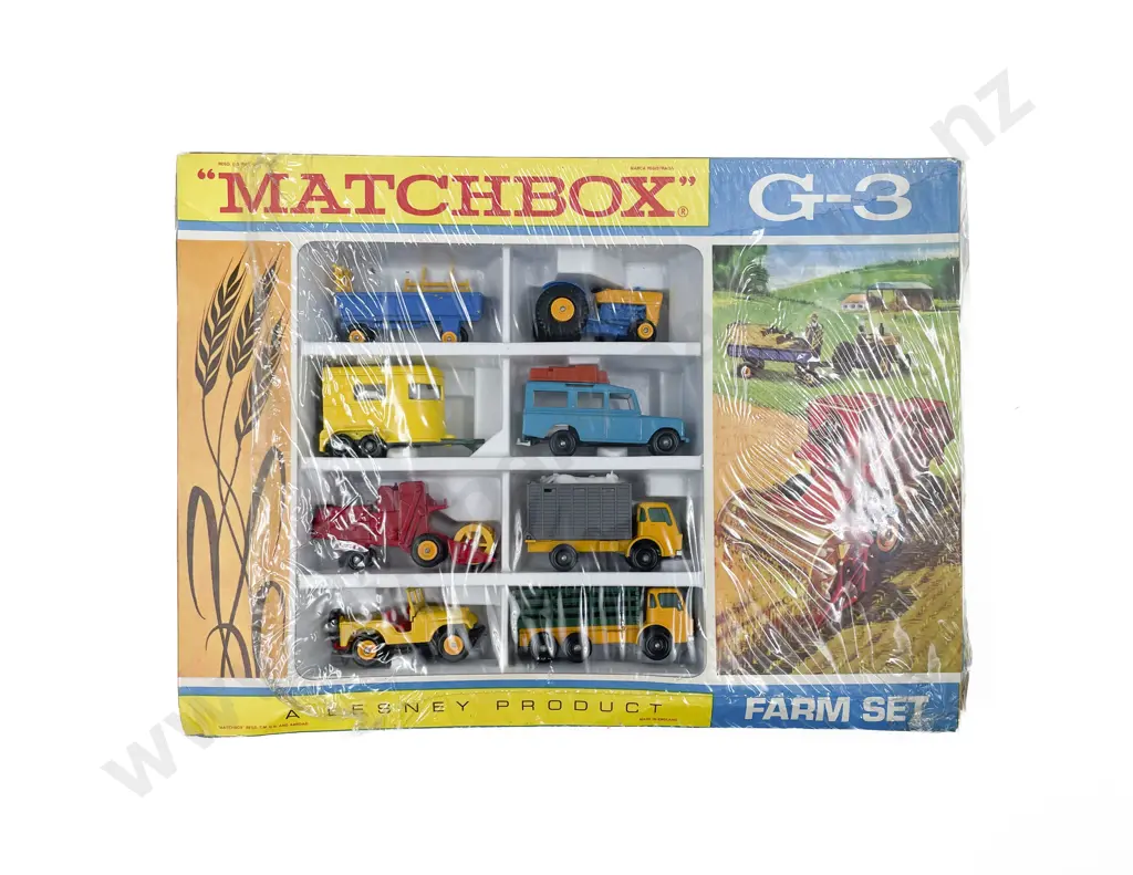 Matchbox C1968 Boxed Gift Set G-3 Farm Set with original shipping sleeve Image 1++