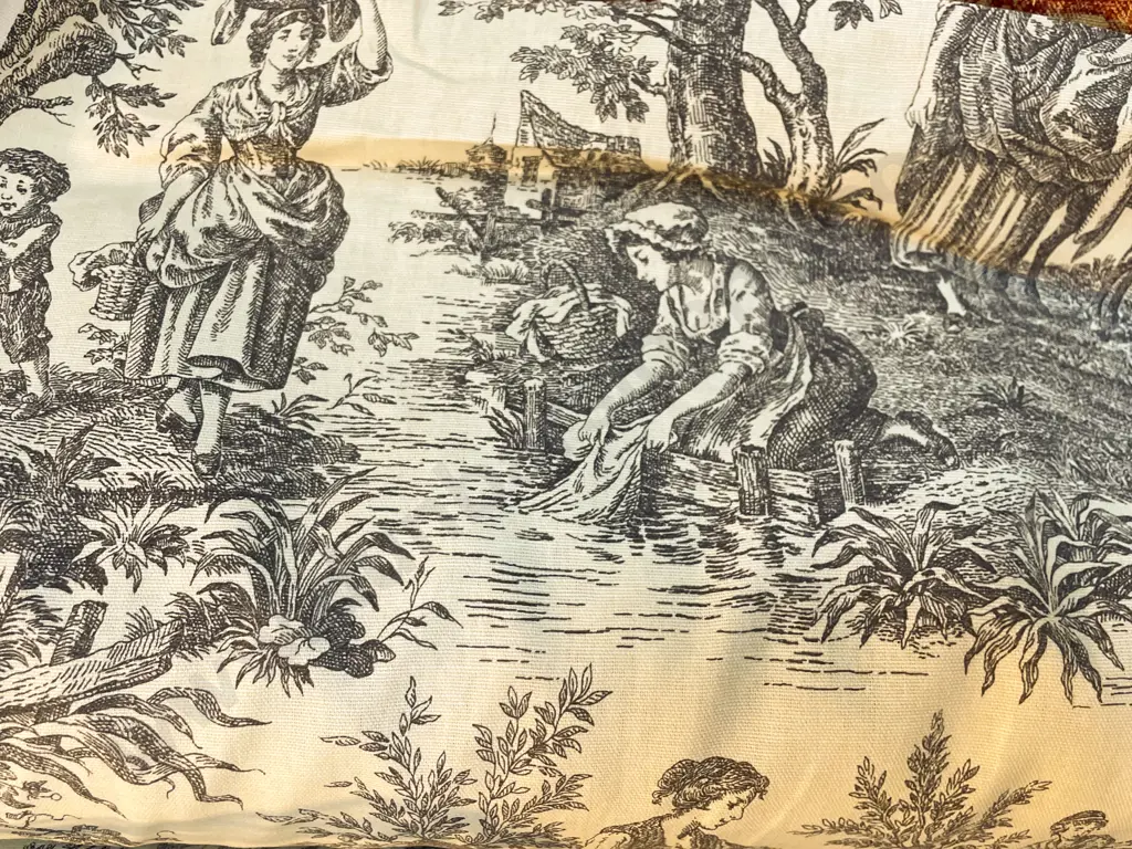 Cream and Charcoal Country Life Toile 'Weekend' Image 1++