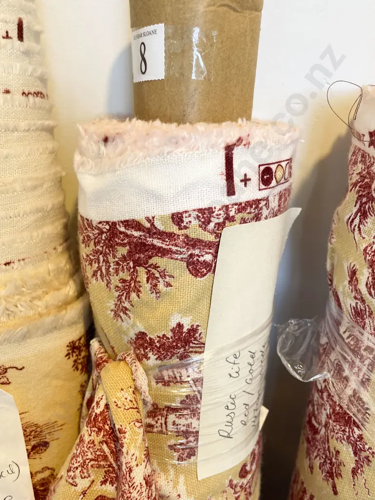 Red and Gold Rustic Life Toile Image 1++