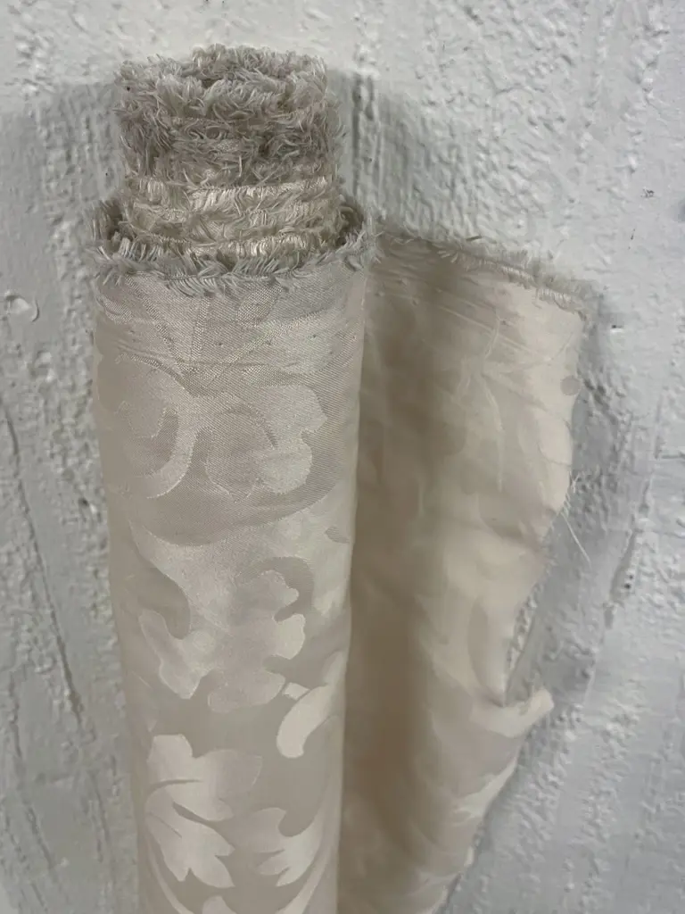Ice Damask Silk Image 1++