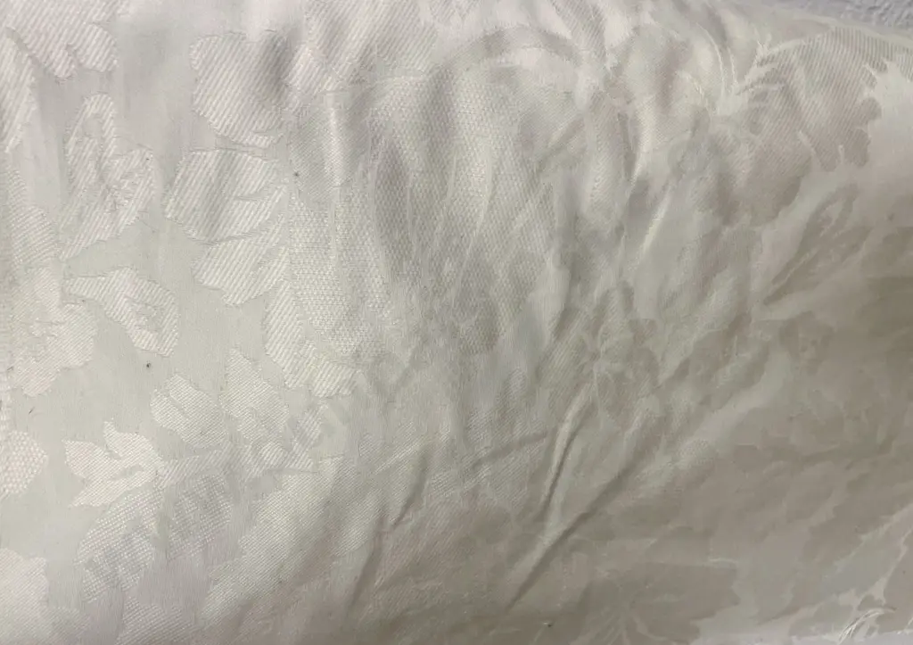 Off White Damask Image 1++
