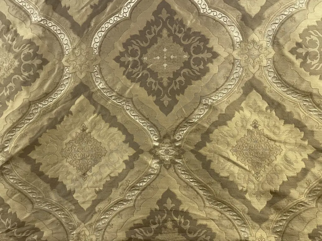 Gold Damask Image 1++
