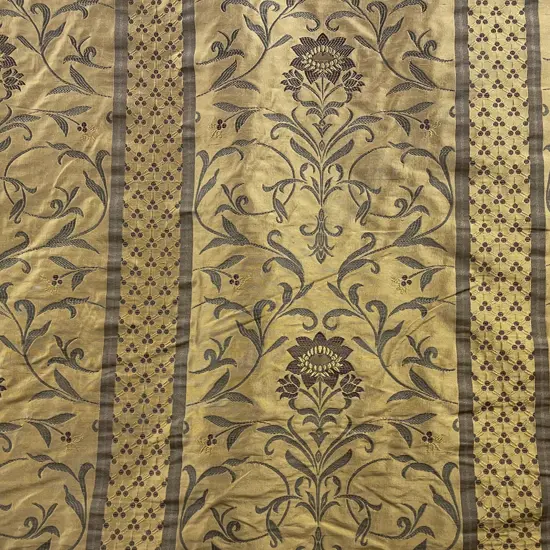 Antique Gola Floral Self Stripe
